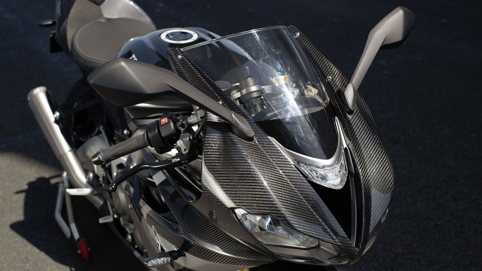 Triumph Daytona 765